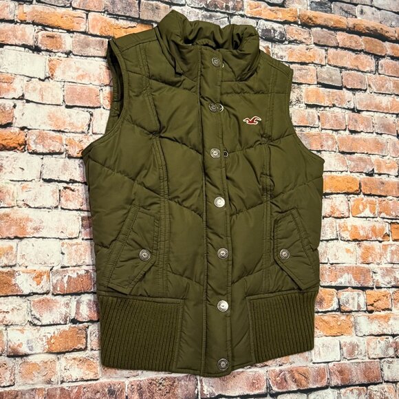 Hollister Olive Green Women's Puffer Vest Size Medium - Picture 2 of 10